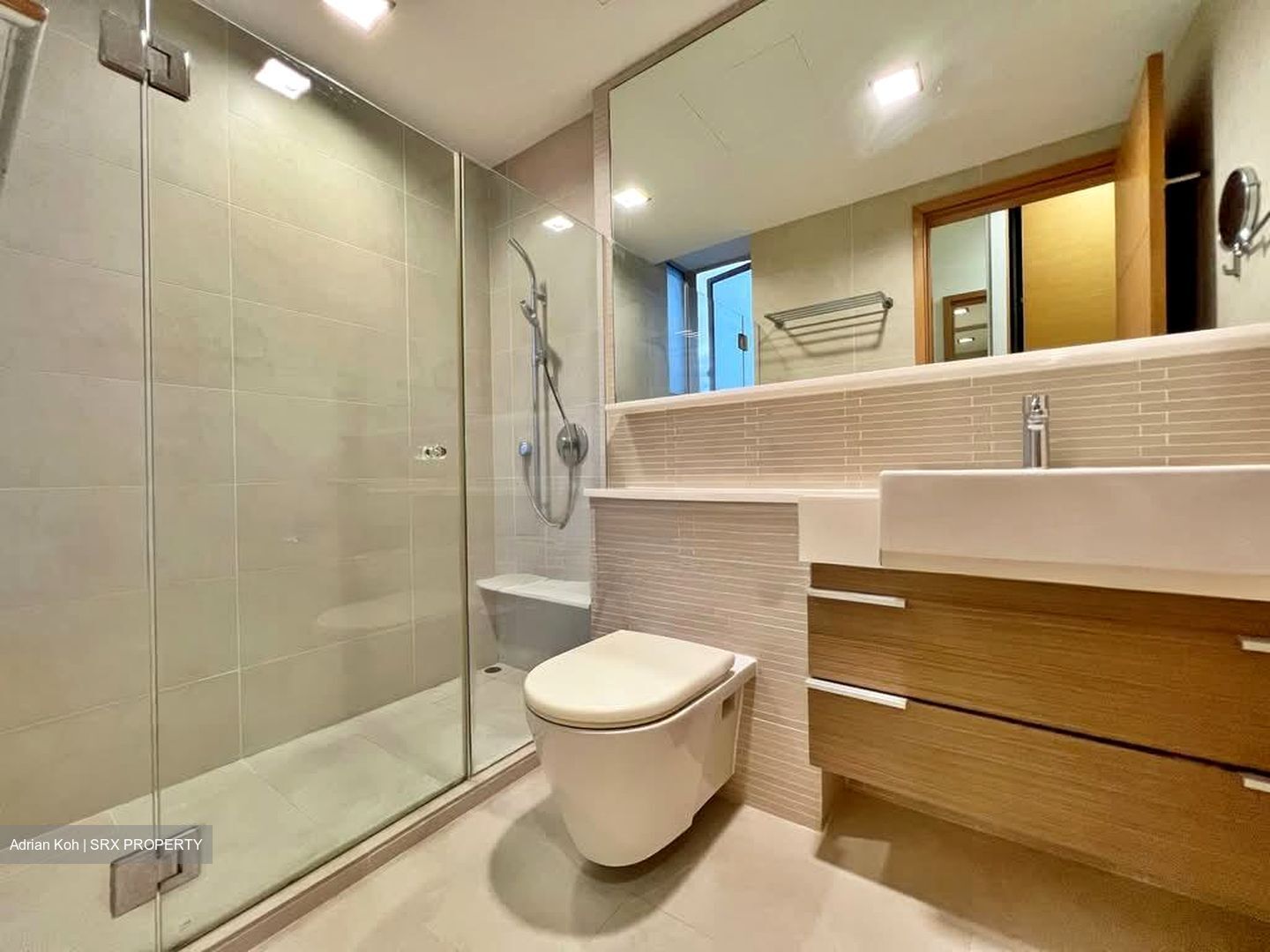 The Esta (D15), Condominium #592530341